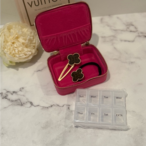 ❤️ Monogram Zippered Pill Case / Accessories Case / Jewelry Case HANDMADE ❤️ - Picture 5 of 11